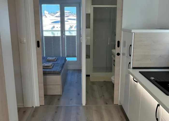 Hausboot Santa Lucia Novigrad - Floating Sea House Appartement Novigrad Istria